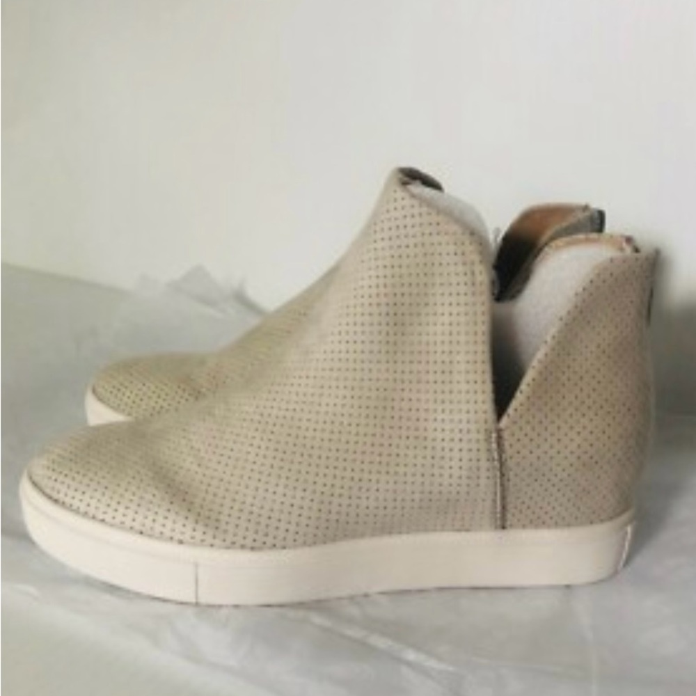 Steve Madden Platform Ankle Booties